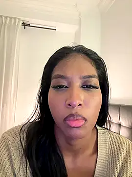 iamcrystal2 (F young) - Tease naked