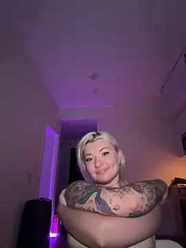 Webcam Model (RitaNorth_star)  is live.Free join now!