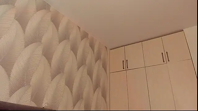 Bambiii_bby webcam stripchat model stream image