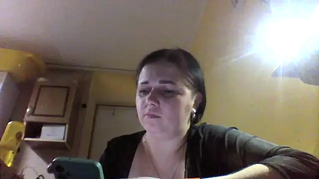 Vitalina282128 webcam stripchat model stream image