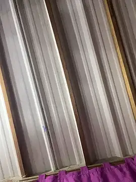 Webcam Model (RAKEL37)  is live.Free join now!