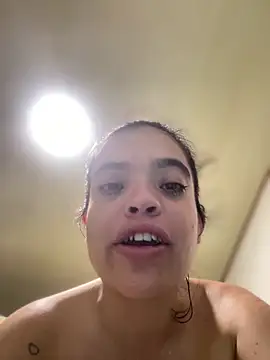 Webcam Model (JuanitaMore01)  is live.Free join now!