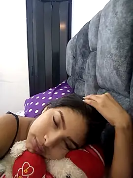 Webcam Model (Giselle_ap)  is live.Free join now!