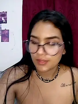 Webcam Model (Renata_Zoe)  is live.Free join now!