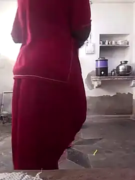 Webcam Model (aunty_sumy)  is live.Free join now!