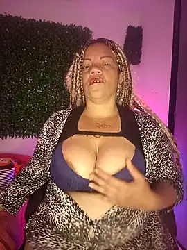 Webcam Model (Eva_Luxei)  is live.Free join now!