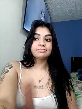 Webcam Model (soy_valu)  is live.Free join now!