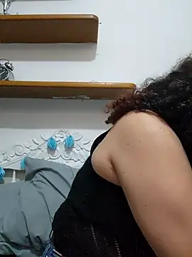 Webcam Model (BadMicaela1)  is live.Free join now!