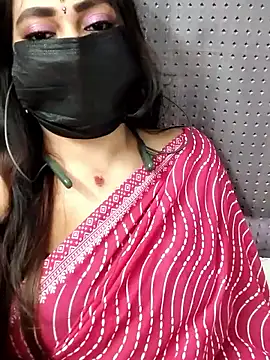 Webcam Model (Cutie_nila26)  is live.Free join now!