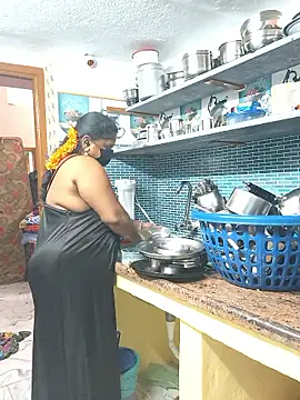 Webcam Model (bakyasree143)  is live.Free join now!