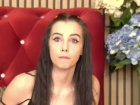 IvyCole webcam stripchat model stream image