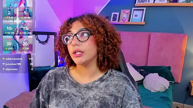 Raven_Curly webcam stripchat model stream image