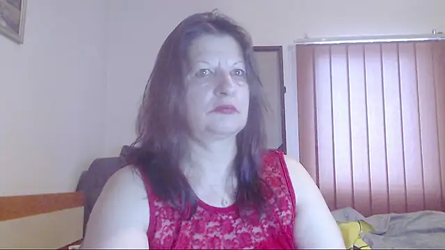 ExtasyMature from StripChat