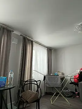 Webcam Model (AngelinaTeller)  is live.Free join now!