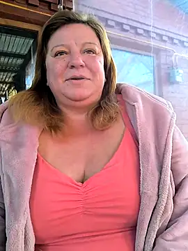 jusichka from StripChat