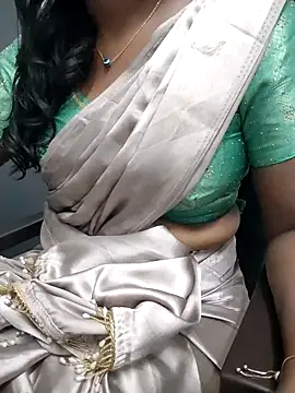 Webcam Model (Tamilmallu-duskygirl03)  is live.Free join now!