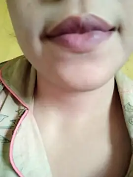 Webcam Model (Anki-doll)  is live.Free join now!