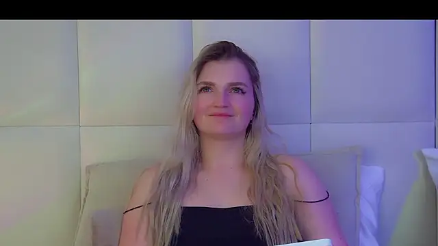 AnnyRaii webcam stripchat model stream image