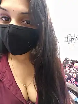 Webcam Model (Sexy-ashi)  is live.Free join now!