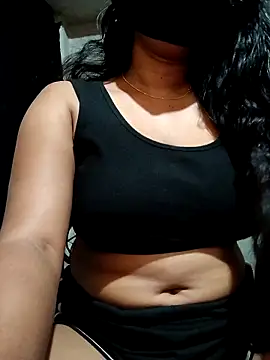 Webcam Model (IamNaina69)  is live.Free join now!