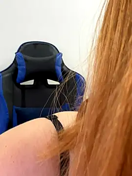 Webcam Model (Adeline_1)  is live.Free join now!