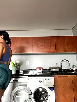 Webcam Model (BigBootyButter)  is live.Free join now!