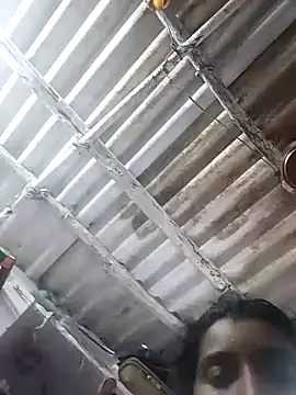 Webcam Model (thanuja-)  is live.Free join now!