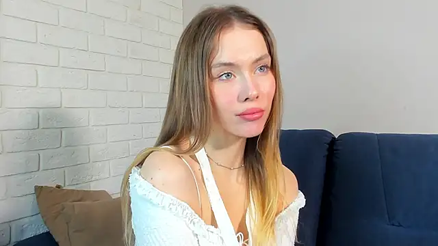 TarraStollar live show on StripChat 