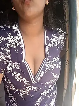 Webcam Model (kannada-kavya)  is live.Free join now!