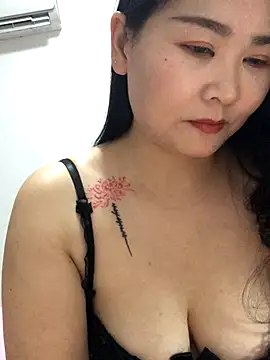 mengmeng888 - Mengmeng888's free webcam