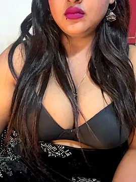 Webcam Model (Anshi_qeen)  is live.Free join now!