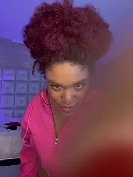 Webcam Model (loladupont)  is live.Free join now!