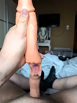 yolinga205 - Yolinga205's free webcam - UK Sex Cams