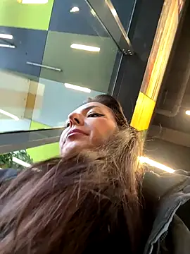 Webcam Model (eveangelll)  is live.Free join now!