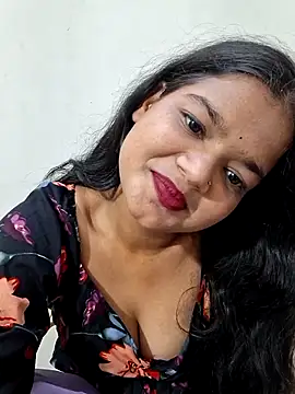 Webcam Model (DIMPLE-GIRL88)  is live.Free join now!