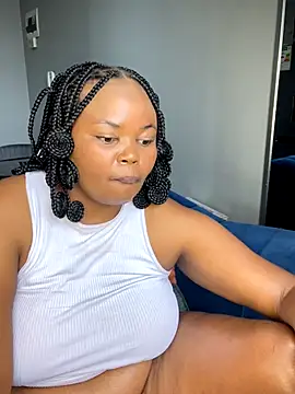 Webcam Model (Curveysinaa)  is live.Free join now!