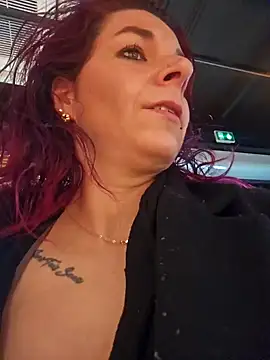 Webcam Model (olga_tentation)  is live.Free join now!