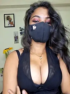 Webcam Model (Noor-Bold)  is live.Free join now!