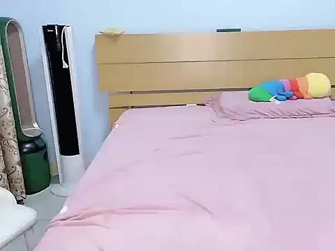 firemm-h webcam stripchat model stream image