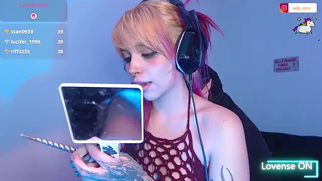 maryjannes (F young) - red ass