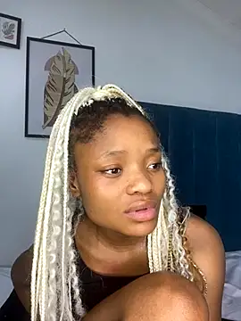 Webcam Model (Babyface201)  is live.Free join now!