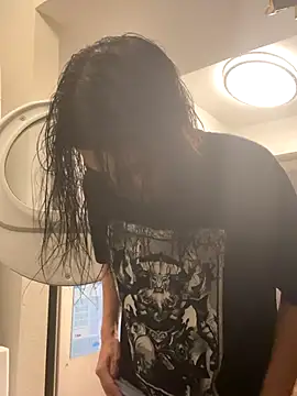 Webcam Model (SafeinouterSpace)  is live.Free join now!