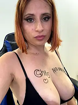 Webcam Model (Adeline_1)  is live.Free join now!