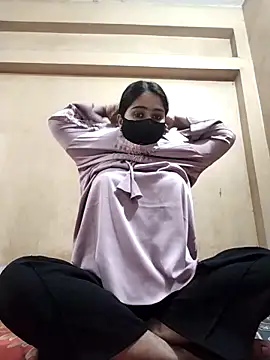 Webcam Model (Magical_Girl-)  is live.Free join now!