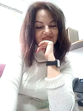 Webcam Model (ValeriaLove43211)  is live.Free join now!