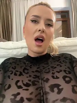 Aneri from StripChat is Freechat