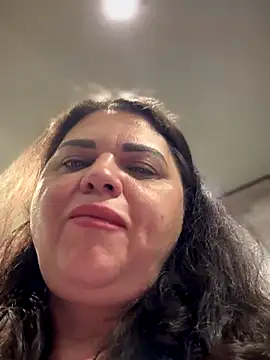 Webcam Model (littleRikka)  is live.Free join now!