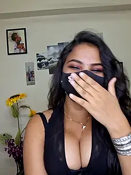 Webcam Model (Noor-Bold)  is live.Free join now!