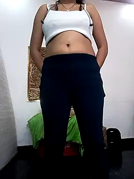 Webcam Model (Rekha_89)  is live.Free join now!