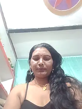 Webcam Model (FIVAA)  is live.Free join now!